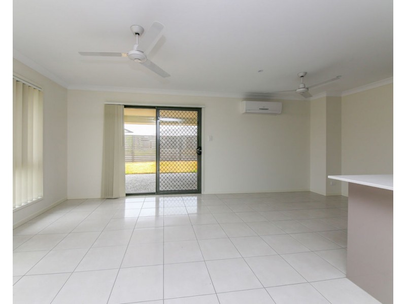 8 Taurus Circuit, Coomera QLD 4209