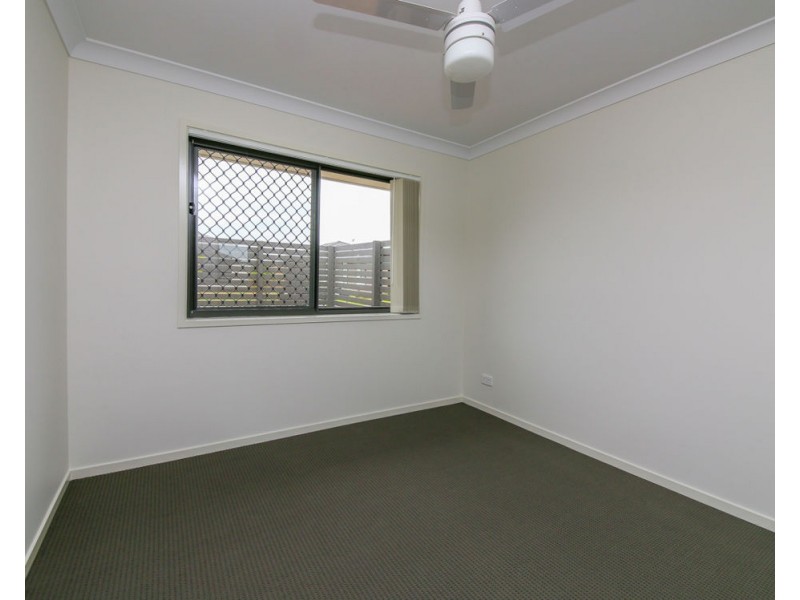 8 Taurus Circuit, Coomera QLD 4209