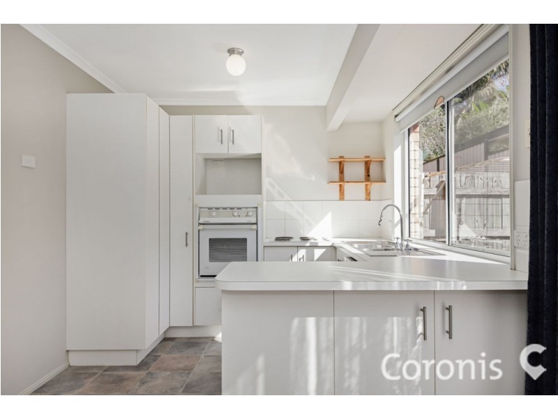 2/56 Village Way, Oxenford QLD 4210