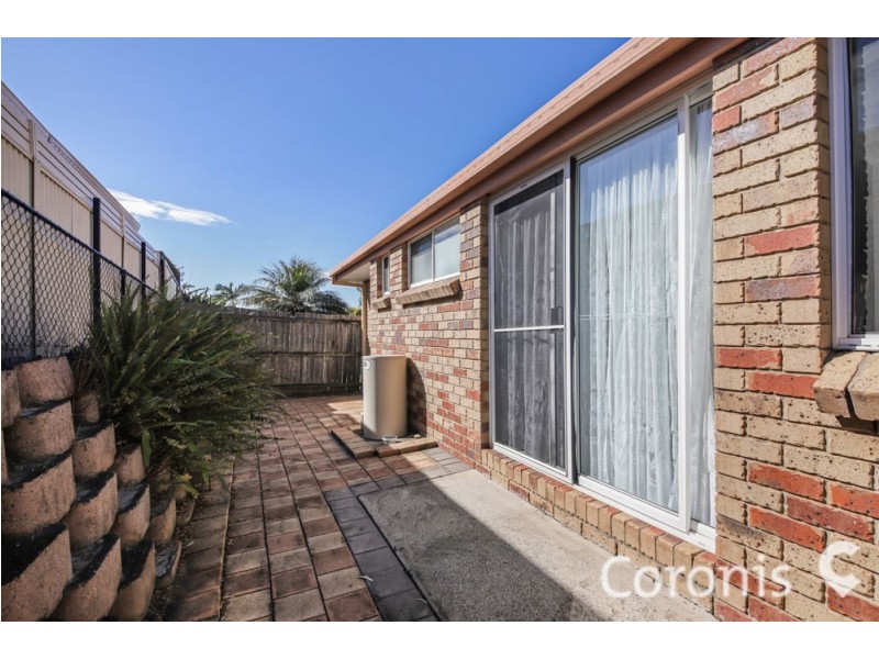 2/56 Village Way, Oxenford QLD 4210