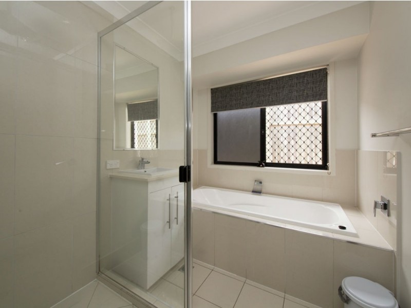 2/39 Achievement Drive, Ormeau QLD 4208
