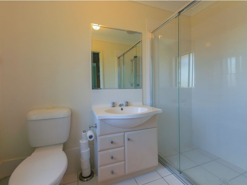 25/30 Carmarthen Circuit, Pacific Pines QLD 4211
