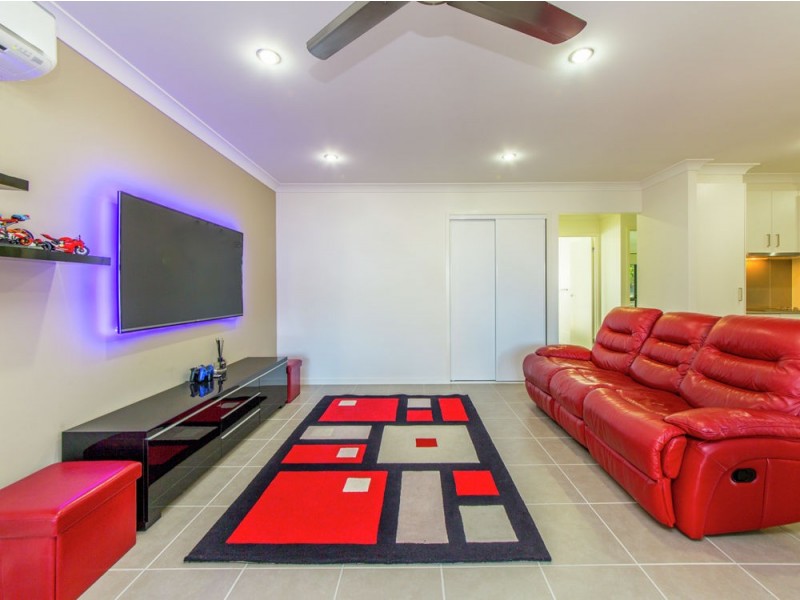 1/32 Joshua Place, Oxenford QLD 4210