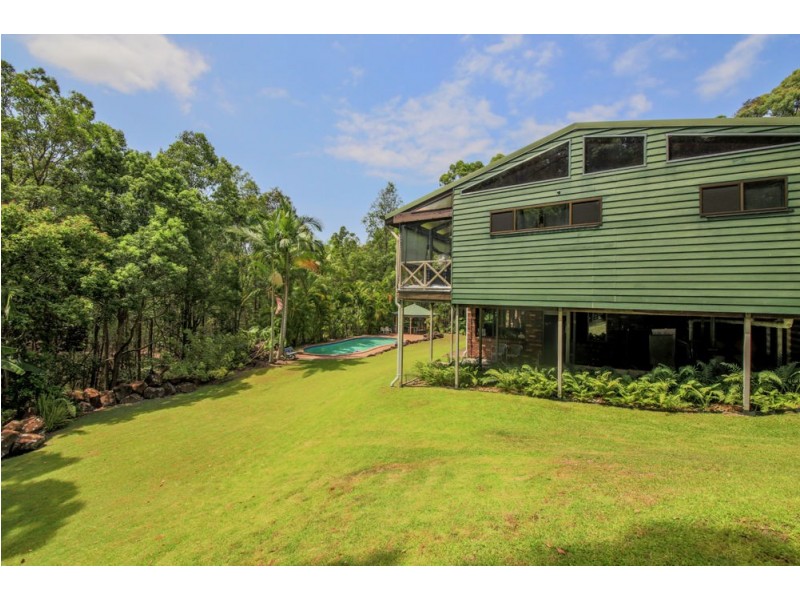87 Wallaby Drive, Mudgeeraba QLD 4213