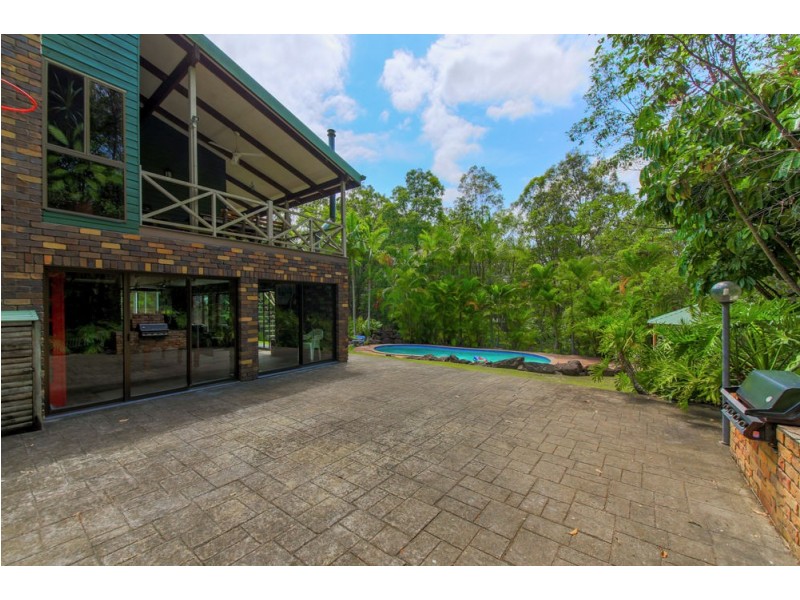 87 Wallaby Drive, Mudgeeraba QLD 4213
