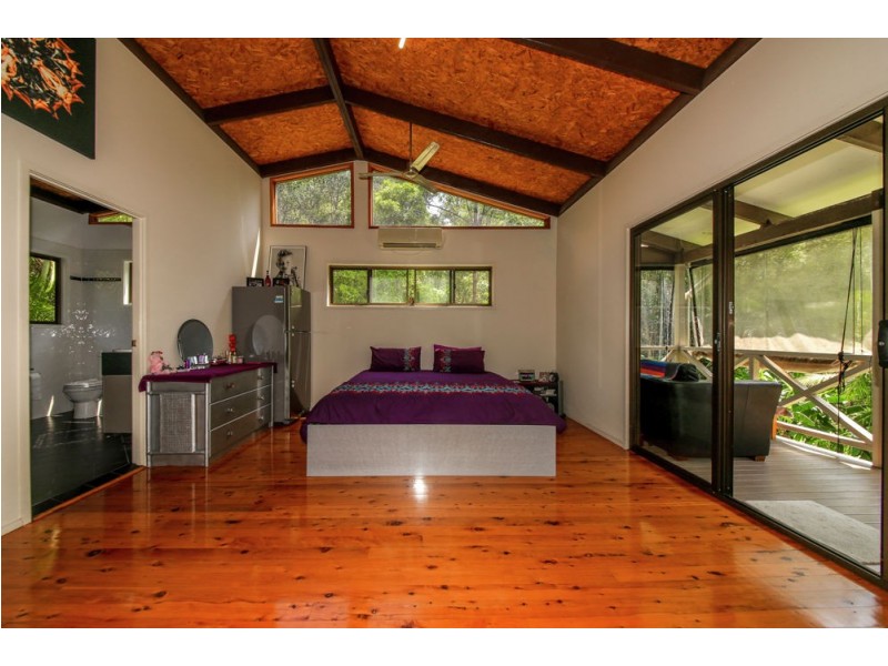87 Wallaby Drive, Mudgeeraba QLD 4213