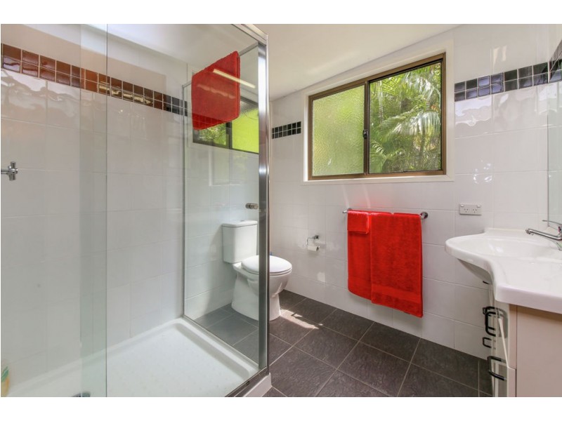 87 Wallaby Drive, Mudgeeraba QLD 4213