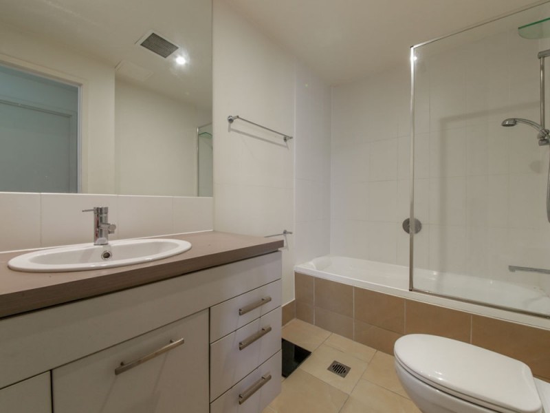 20/510 Christine Avenue, Robina QLD 4226