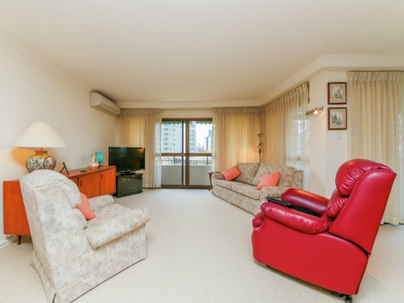 14/1 Peninsular Drive, Surfers Paradise QLD 4217