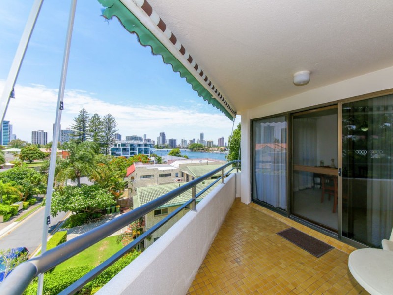 14/1 Peninsular Drive, Surfers Paradise QLD 4217