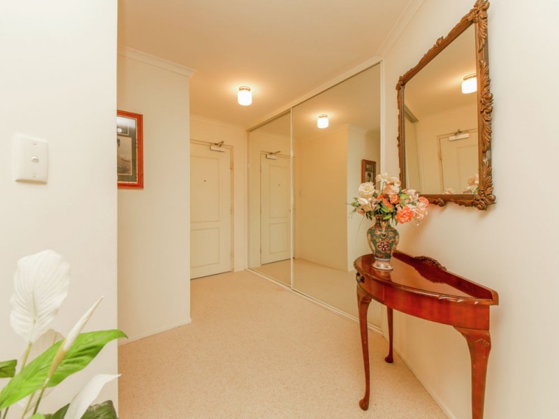 14/1 Peninsular Drive, Surfers Paradise QLD 4217