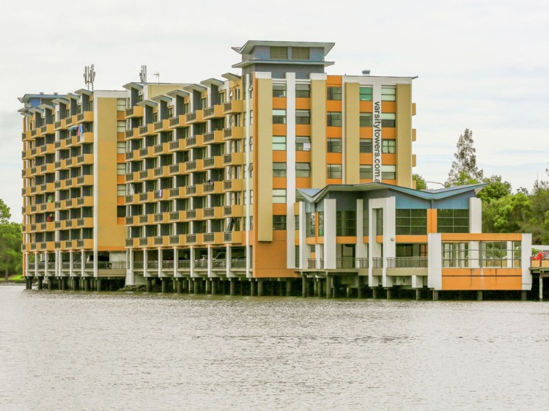 236/25 Lake Orr Drive, Robina QLD 4226