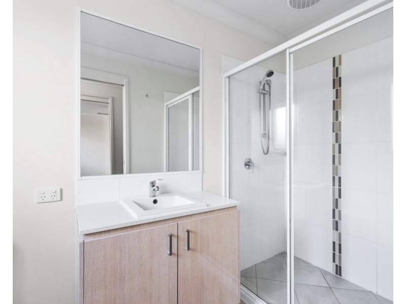 10 Banksia Tce, Coomera QLD 4209