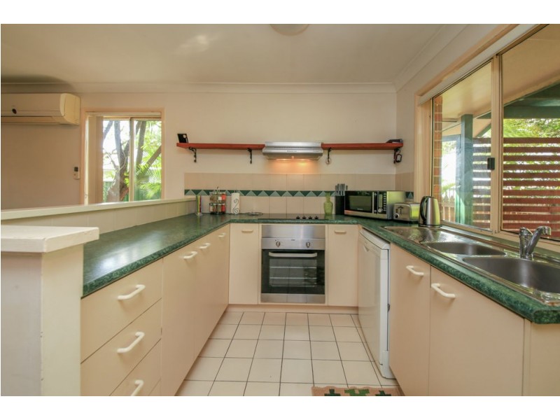 4/125 Hansford Road, Coombabah QLD 4216