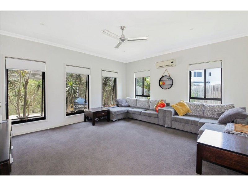 37 Richardson Crescent, Upper Coomera QLD 4209