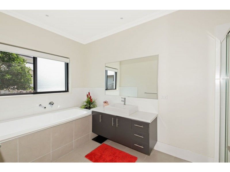 37 Richardson Crescent, Upper Coomera QLD 4209