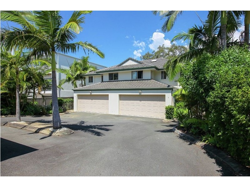 4/50 Blake Street, Southport QLD 4215