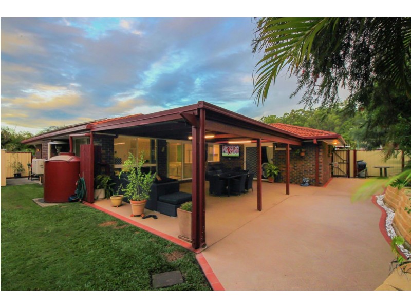19 Winslow Court, Oxenford QLD 4210