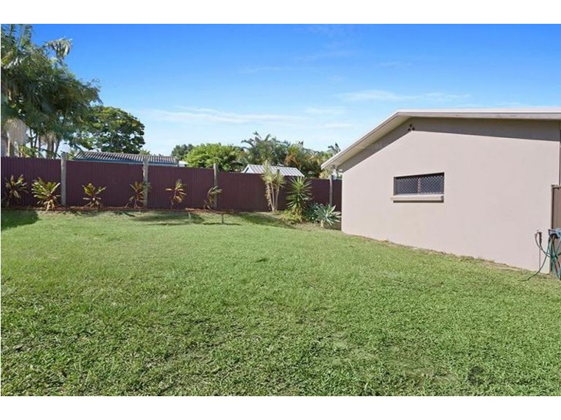 86 Turpin Road, Labrador QLD 4215