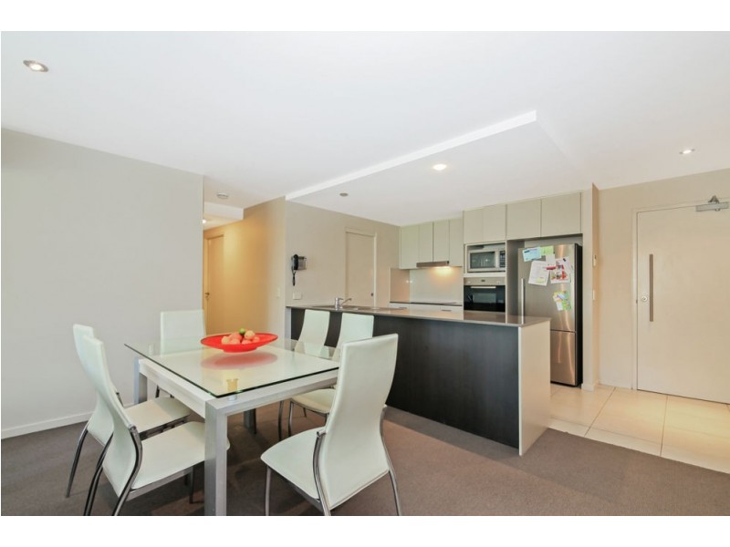 2115/2 Activa Way, Hope Island QLD 4212