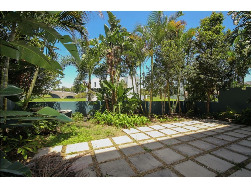 2115/2 Activa Way, Hope Island QLD 4212