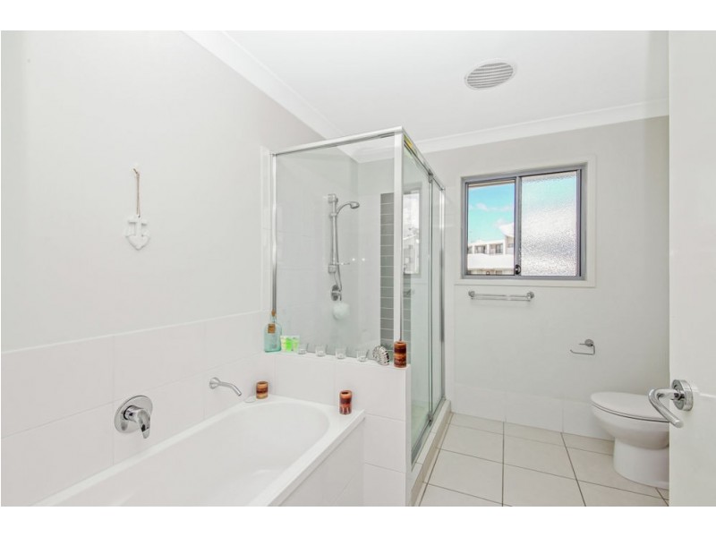 9/1 Rhiana Street, Pimpama QLD 4209