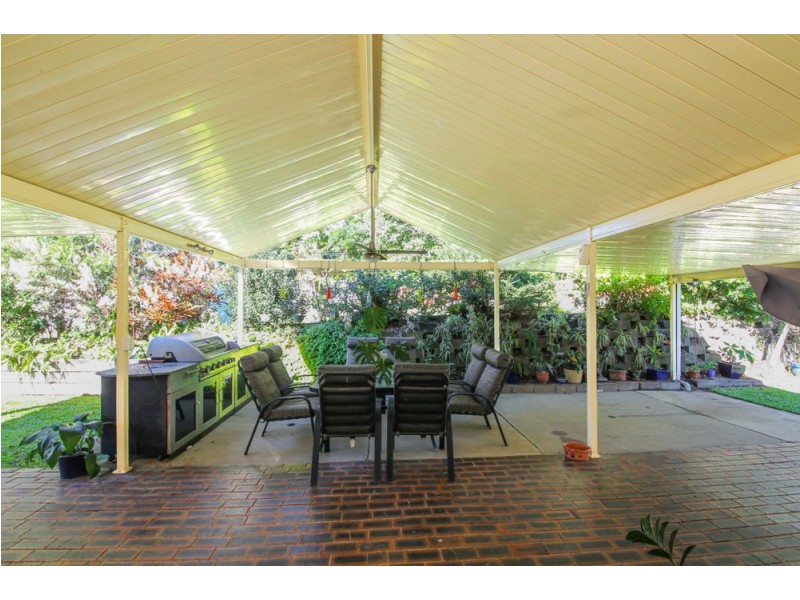 40 Woodlands Way, Parkwood QLD 4214