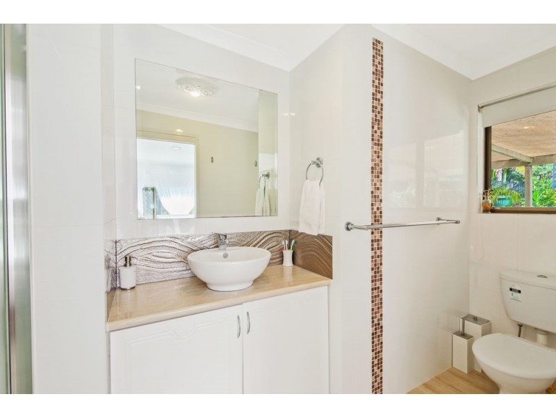 40 Woodlands Way, Parkwood QLD 4214