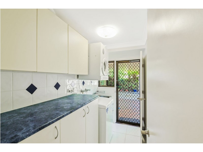 40 Woodlands Way, Parkwood QLD 4214