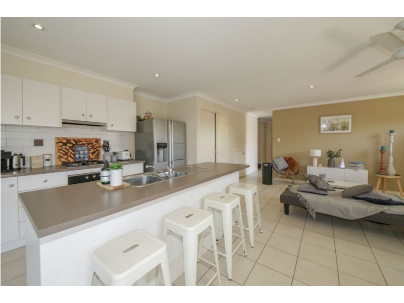 1/1 Leichhardt Street, Coomera QLD 4209