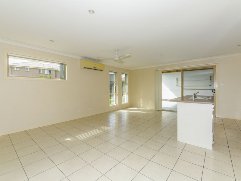 1/1 Leichhardt Street, Coomera QLD 4209