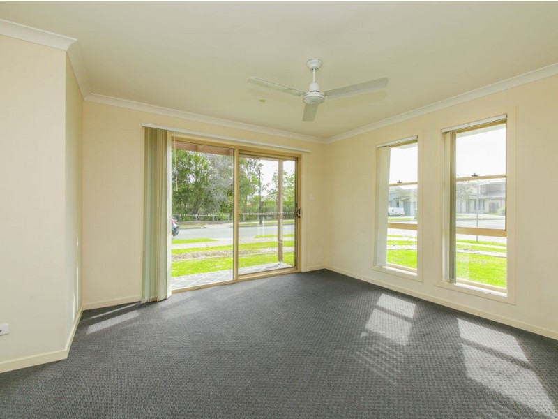 1/1 Leichhardt Street, Coomera QLD 4209
