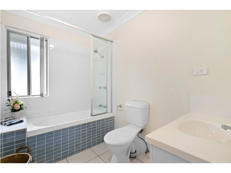 35/30 Carmarthen Circuit, Pacific Pines QLD 4211
