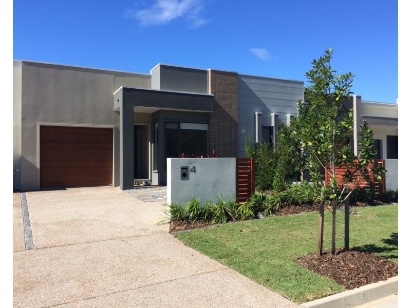 4/30 Taurus Circuit, Coomera QLD 4209