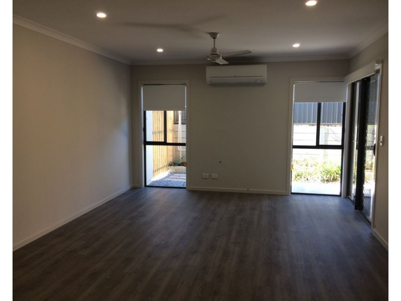 4/30 Taurus Circuit, Coomera QLD 4209