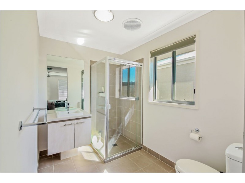 12 Stinson Circuit, Coomera QLD 4209