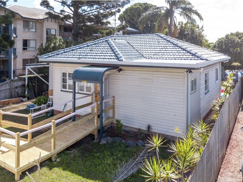 21 Walton Street, Southport QLD 4215