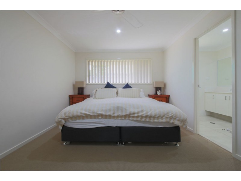 39 Troy Knight Drive, Pimpama QLD 4209