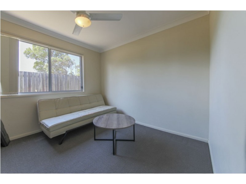 2/30 Goldcrest Drive, Upper Coomera QLD 4209
