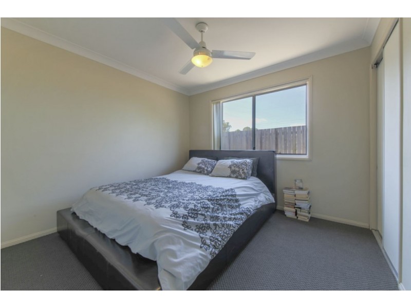 2/30 Goldcrest Drive, Upper Coomera QLD 4209