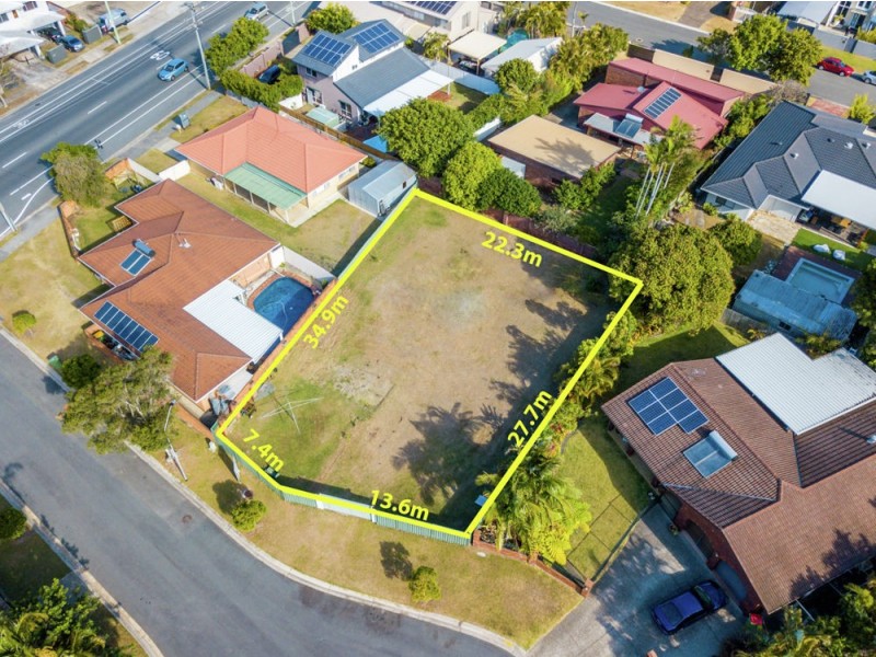 4 Boda Court, Runaway Bay QLD 4216