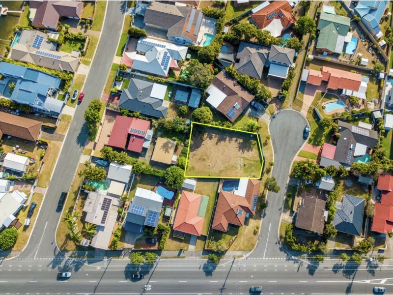 4 Boda Court, Runaway Bay QLD 4216