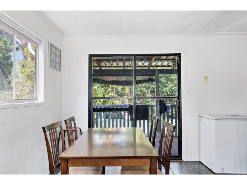 23 Hepworth Street, Arundel QLD 4214