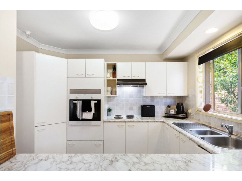 12 Sidney Nolan Drive, Coombabah QLD 4216