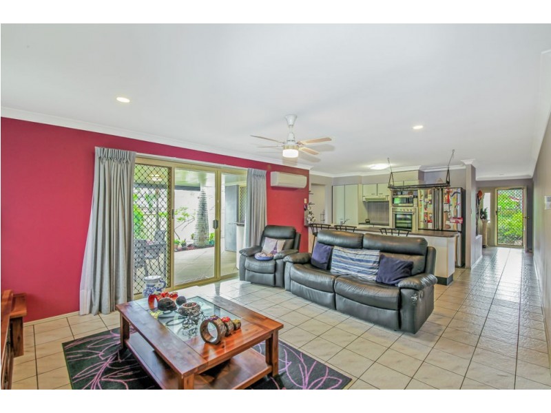 55 Greenacre Drive, Parkwood QLD 4214