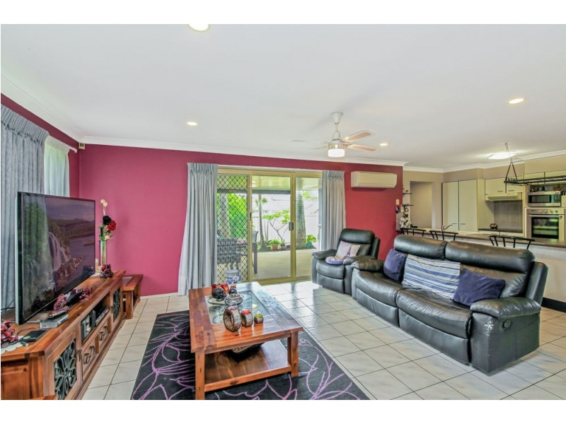 55 Greenacre Drive, Parkwood QLD 4214