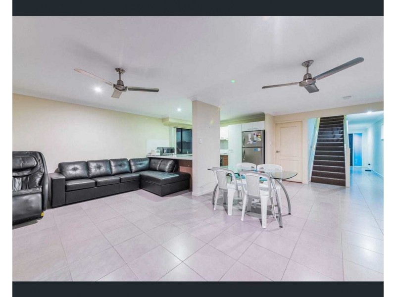 2 Copper Parade, Pimpama QLD 4209
