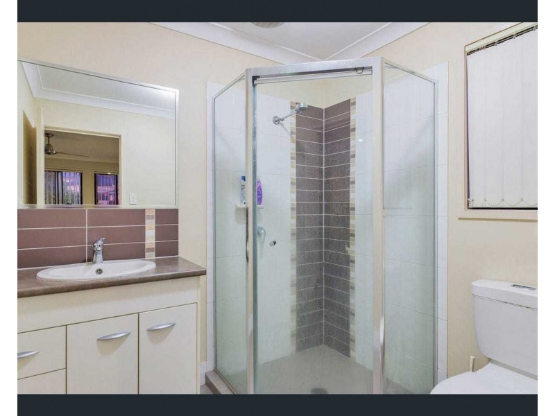 2 Copper Parade, Pimpama QLD 4209