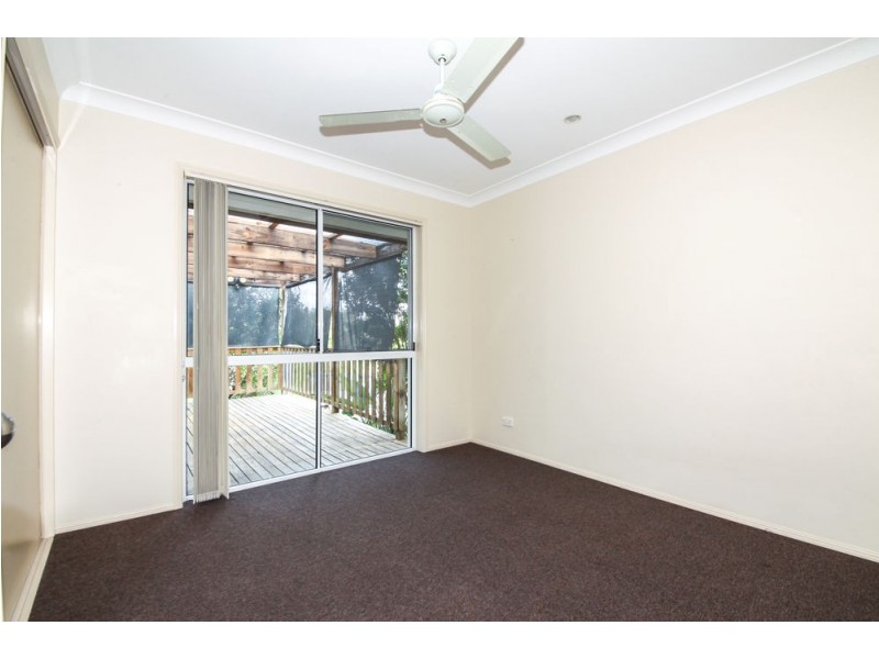 6 Cobbler Place, Pacific Pines QLD 4211