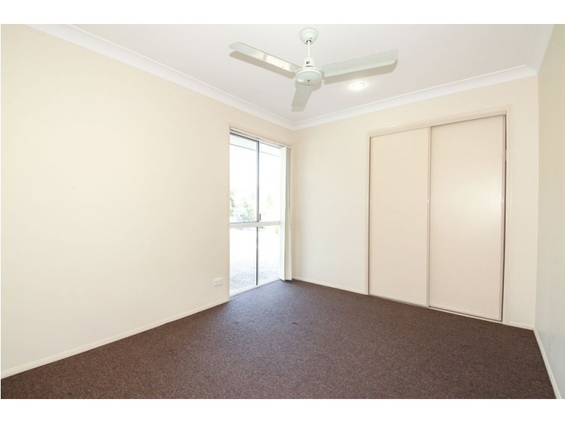 6 Cobbler Place, Pacific Pines QLD 4211